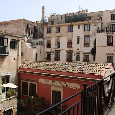 Apartment Dimora Dei Cartari